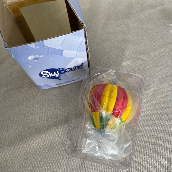 Sky Bound  Hot Air Balloon Ornaments - Picture 6 of 10